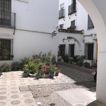 Apartamento A. Andalusí. Kordoba Bagian luar foto