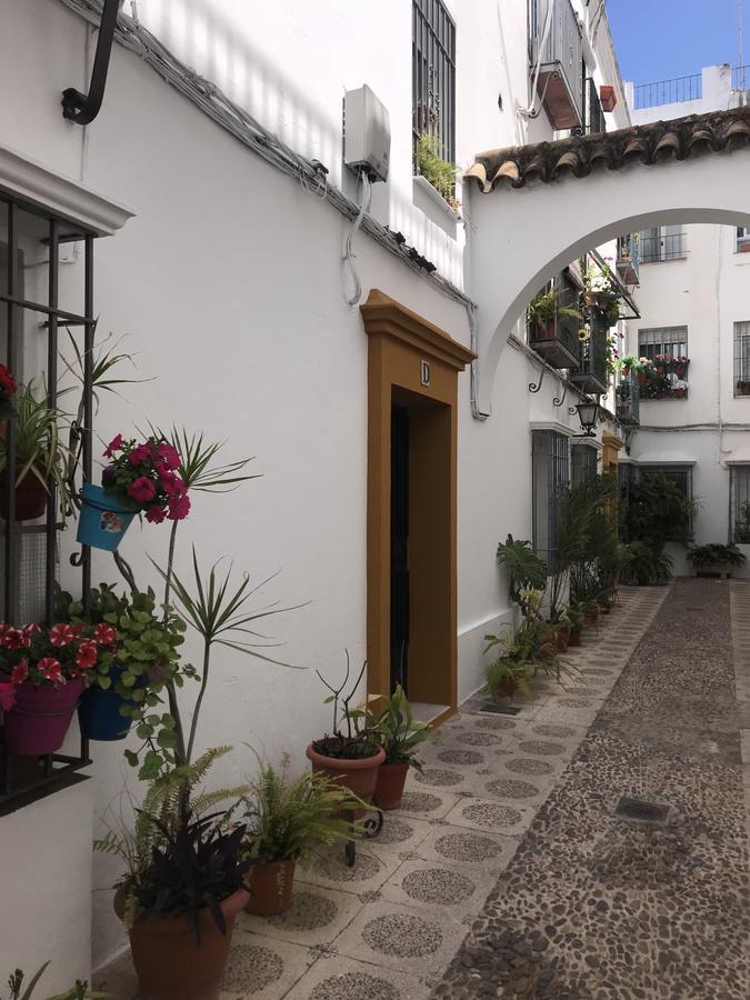 Apartamento A. Andalusí. Kordoba Bagian luar foto